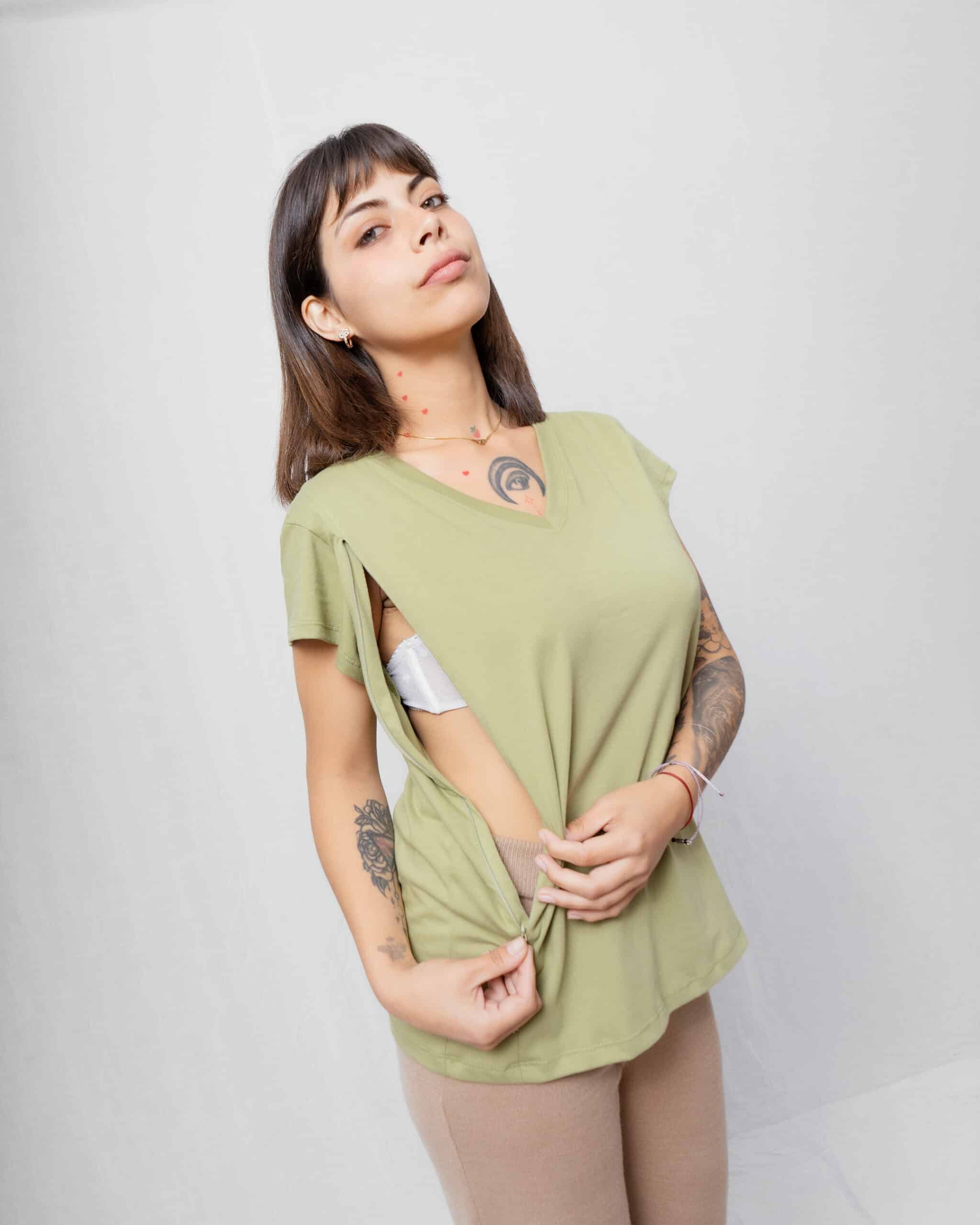 Polera Maternal y Lactancia | Verde escote en V - Imagen 4